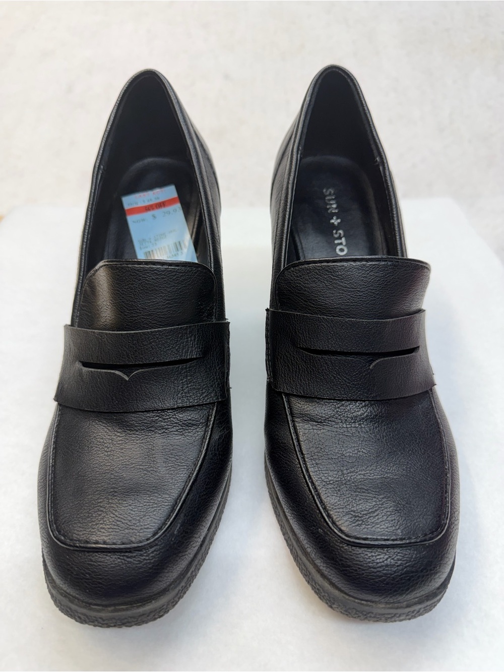 Sun and Stone Women's Black Leather Heeled Penny Loafers - Size 8.5